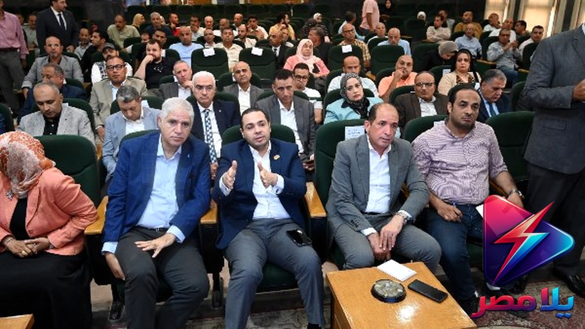 الغربية عاصمة العسل الطبيعي في مصر.. برلماني يكشف خطة دعم المنتجين والقرى المنتجة